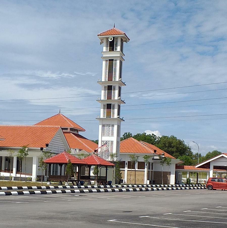 AsSalam Homestay Seri Iskandar Bagian luar foto