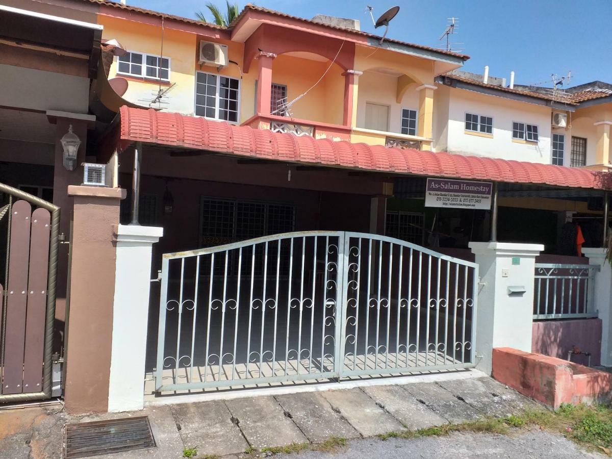 AsSalam Homestay Seri Iskandar Bagian luar foto